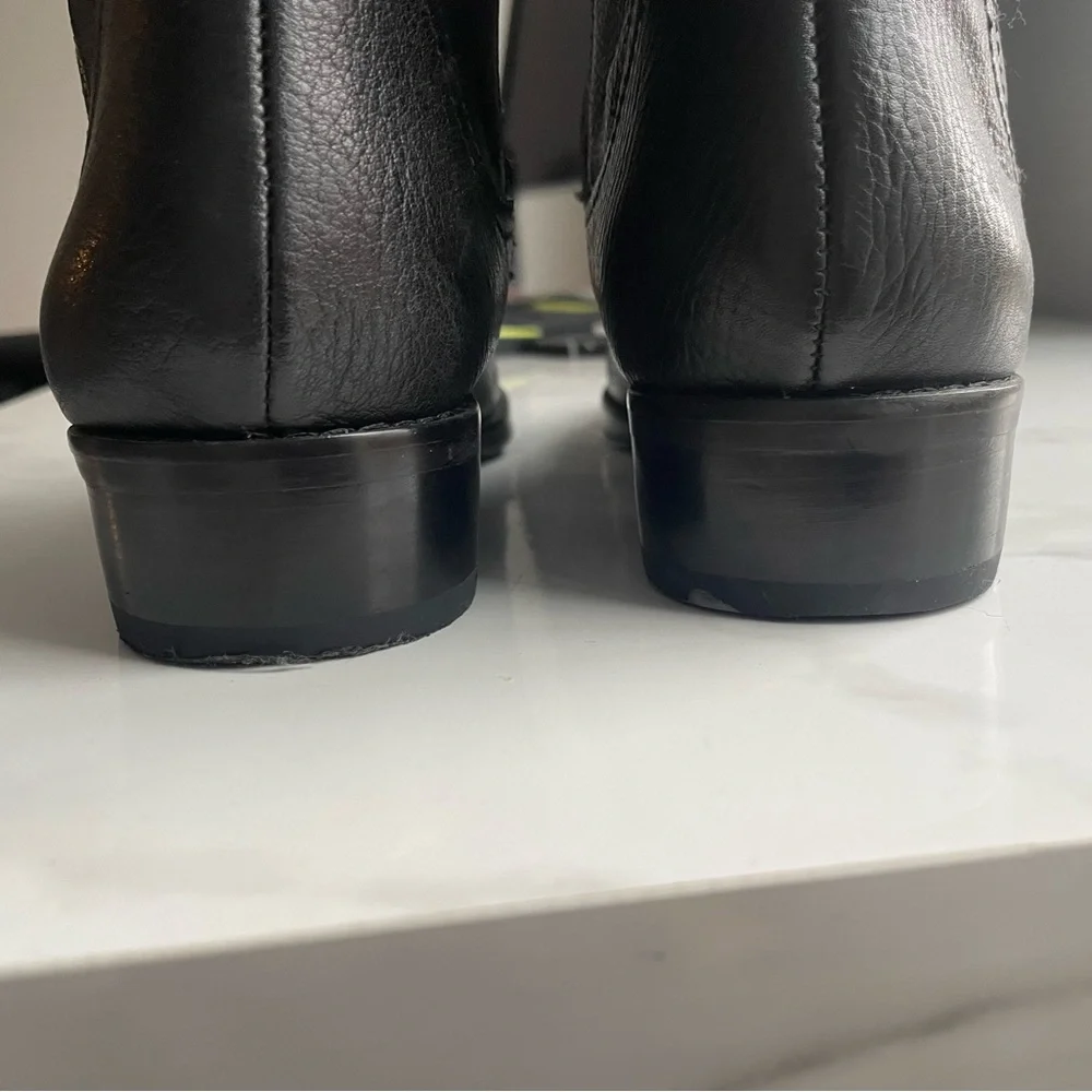 Arturo Chiang Knee-Length Black Leather Boots - Picture 11 of 12